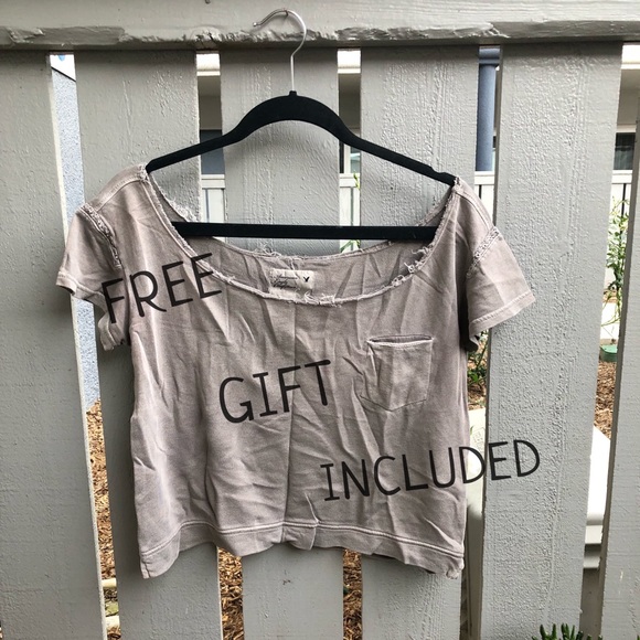 American Eagle crop top - Picture 2 of 6